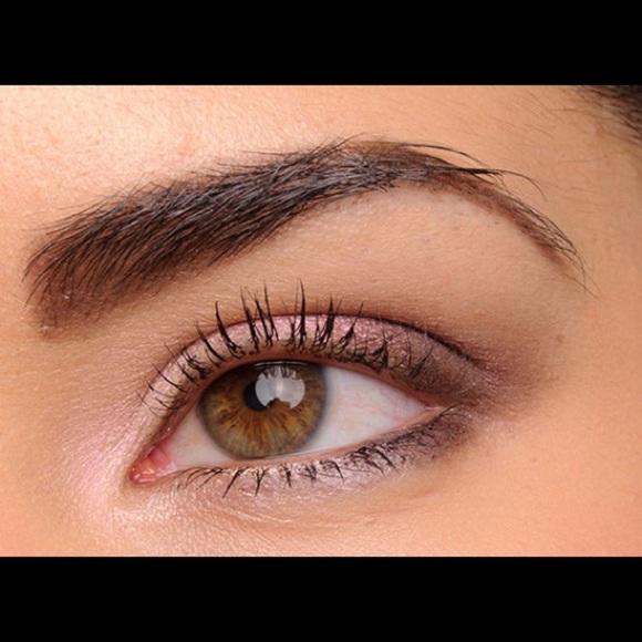 TOM FORD EYE COLOR DUO 01 RIPE PLUM: limited ed - Picture 2 of 5